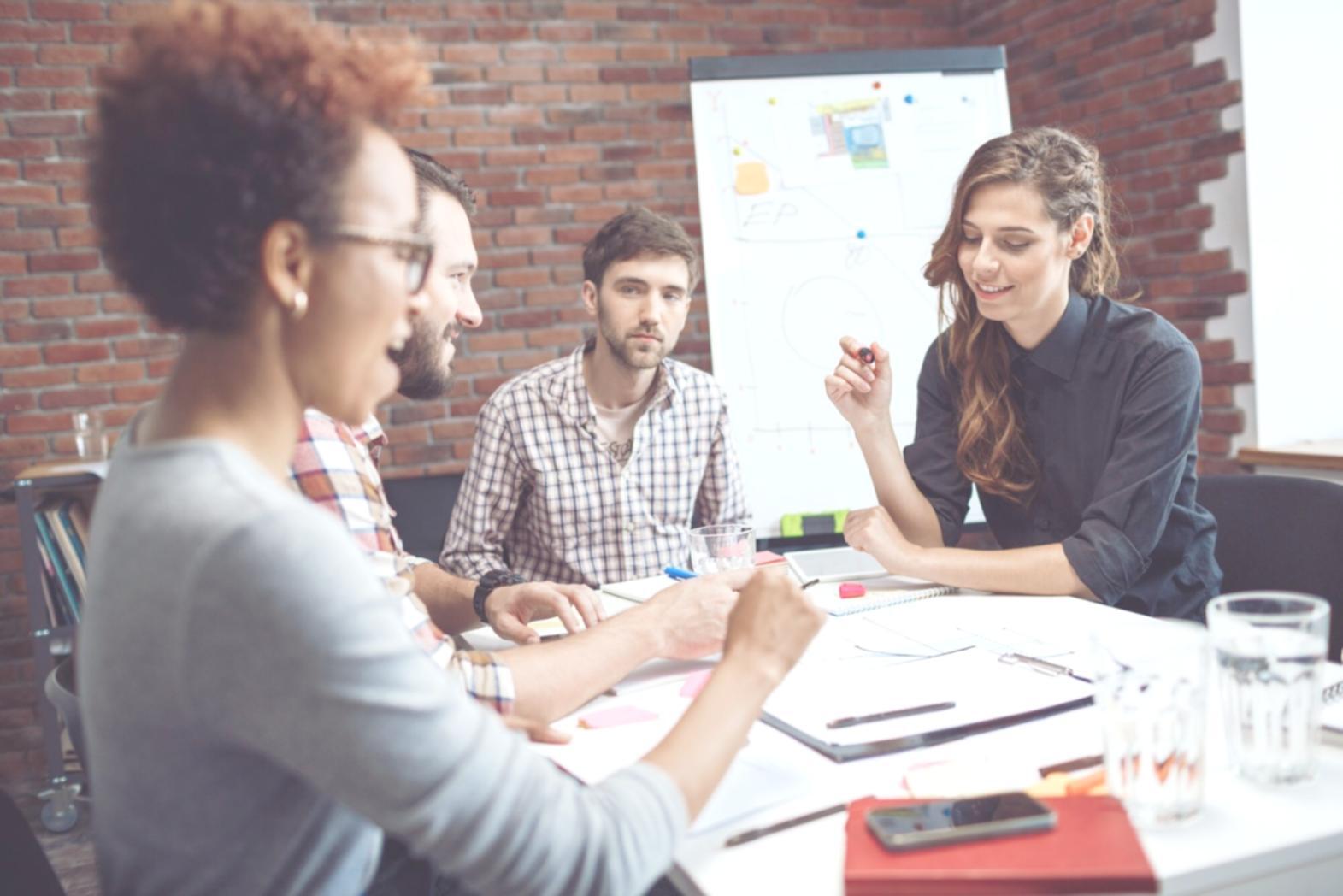 Espacio de trabajo colaborativo donde desarrollamos estrategias financieras personalizadas